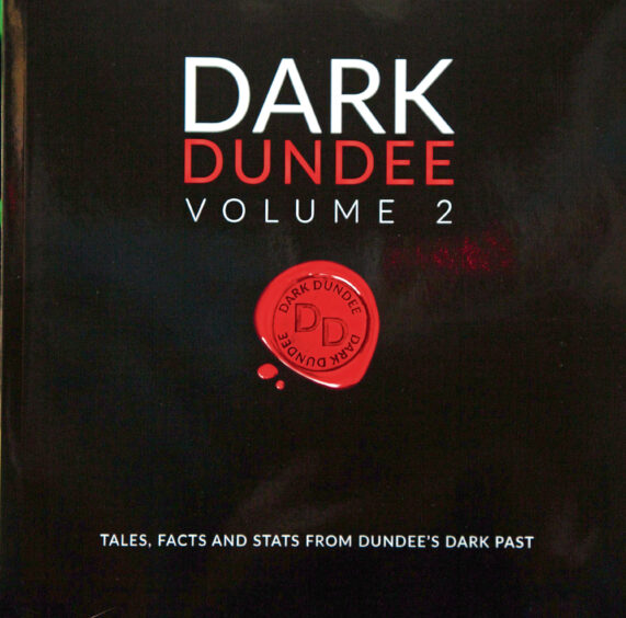 Dark Dundee 2