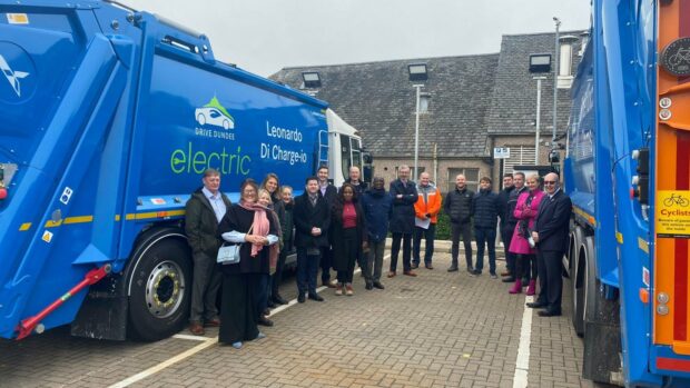 Electric Vehicle Initiative (EVI) Pilot City Forum delegates in Dundee