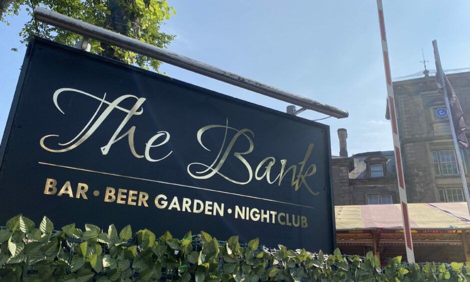 Bank Bar, Perth sign
