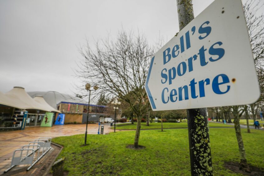 Bell's Sports Centre sign pointing to venue