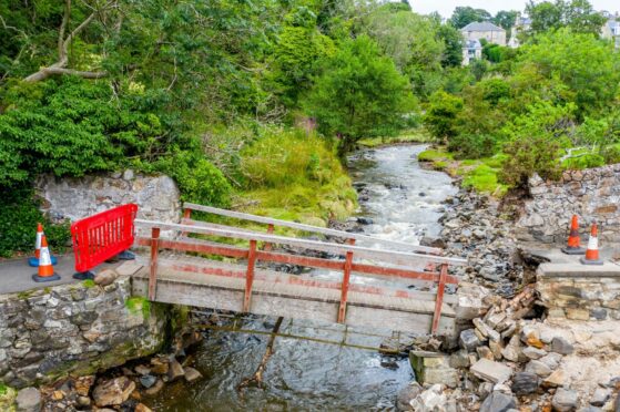 A formal planning application to replace the bridge at Aberdour Harbour has now been lodged.