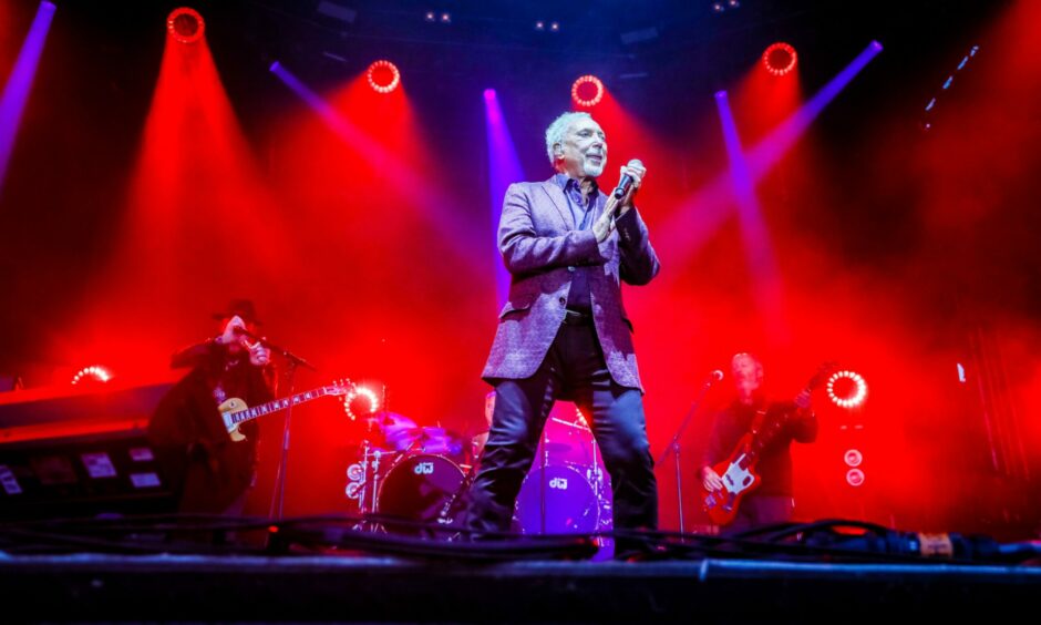 Photo shows Tom Jones on stage at Slessor Gardens, Dundee.