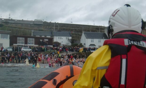 fife loony dook kinghorn