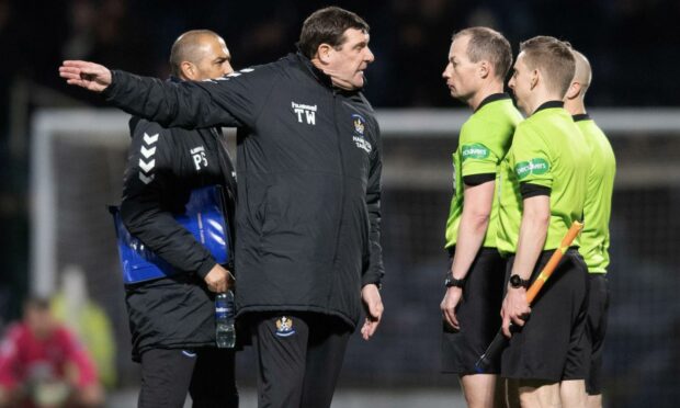 Tommy Wright confronts Collum