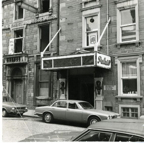 Black and white photo shows exterior of Palais Dance Hall, Dundee in 1976.