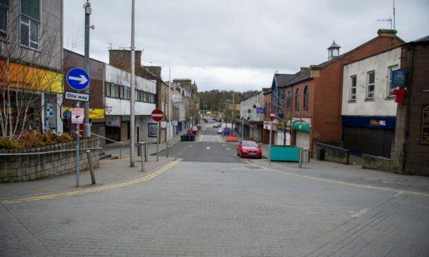 High Street, Lochee. Image: Kim Cessford / DCT Media.