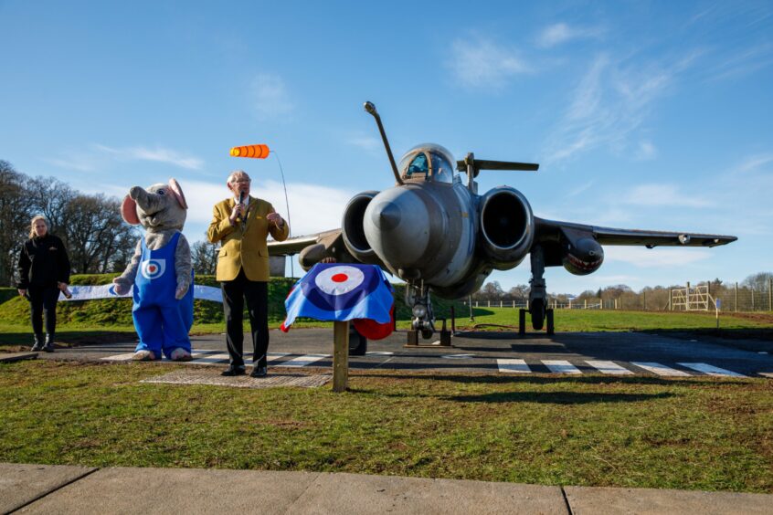Fife Provost Jim Leishman officially unveiled the former RAF fighter jet. Picture Kenny Smith/ DCT Media