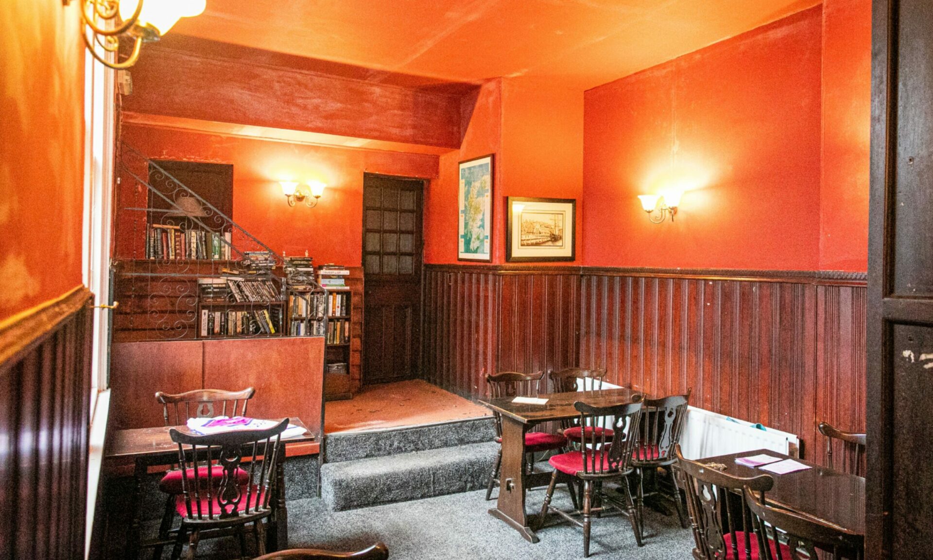 Harbour Bar Historic Kirkcaldy pub set to reopen under new ownership