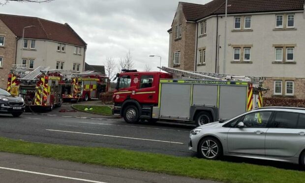 Firefighters on scene in Dunfermline this morning. (Pic: Fife Jammer Locations)