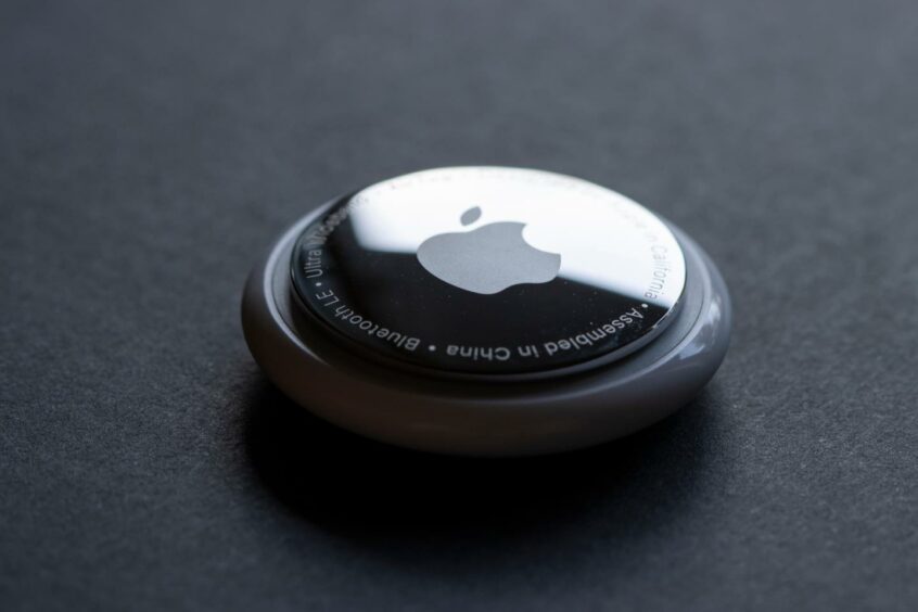 Apple air tag