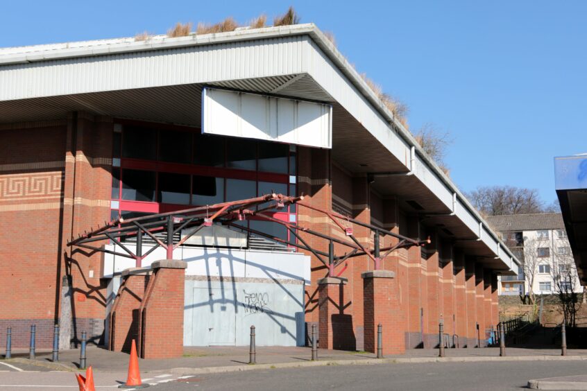 home bargains dundee