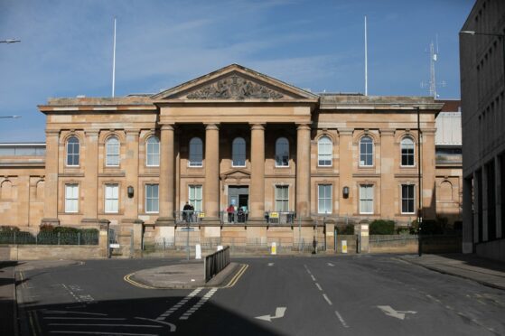 Dundee Sheriff Court