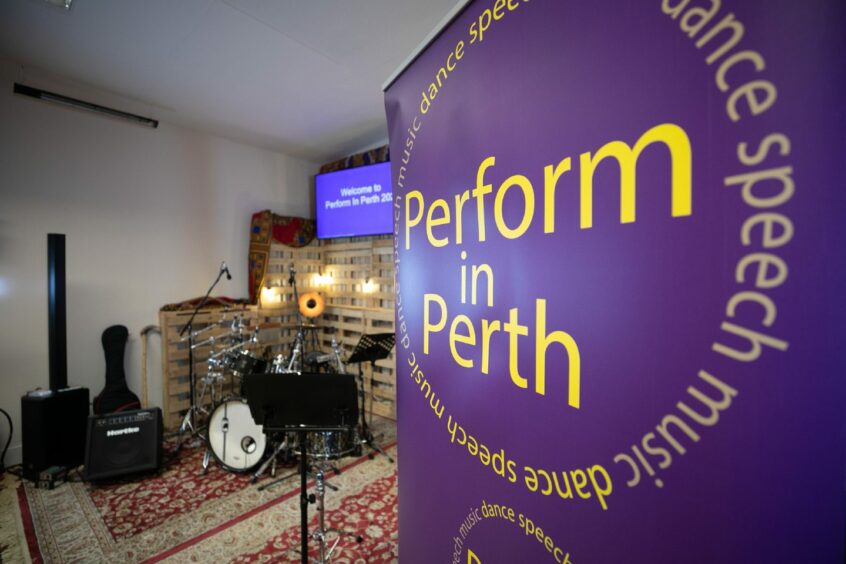 We bring you some of the best Perform in Perth pictures