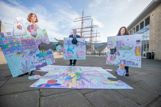 'Scotland Connected' was unveiled at Discovery Point in Dundee.  From left: artist Pilar Garcia De Leaniz, registrar general Paul Lowe and Dundee and Angus College student president Amy Monks.