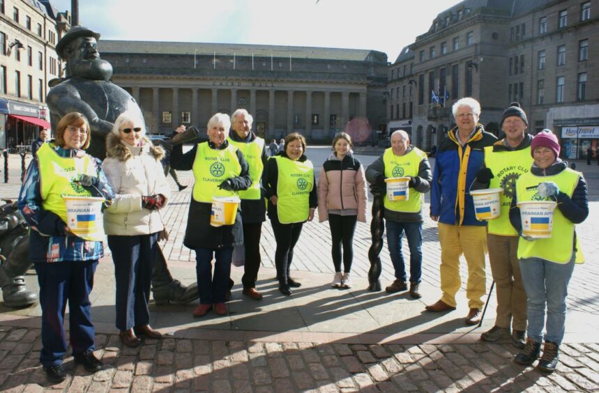 Claverhouse Rotary Club volunteers collecting donations for Ukrainians affected by war