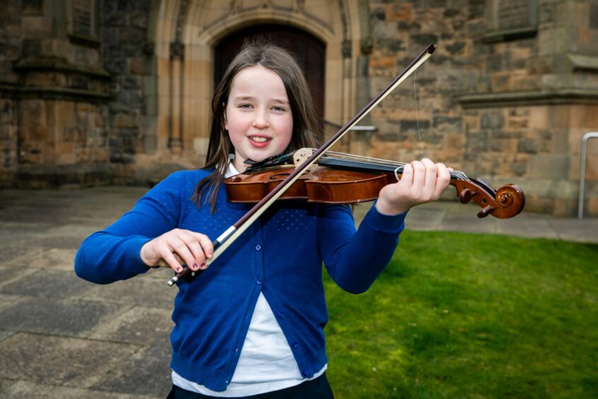 Perform in Perth pictures of Poppy Donaldson of Comrie Primary School