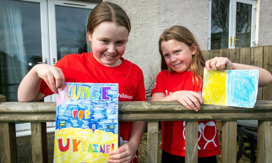 Kirsten and Eilidh are among the children fundraising for Ukraine,