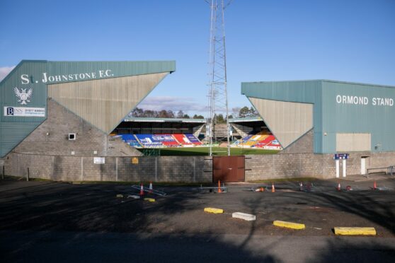 The match was played at McDiarmid Park in Perth.