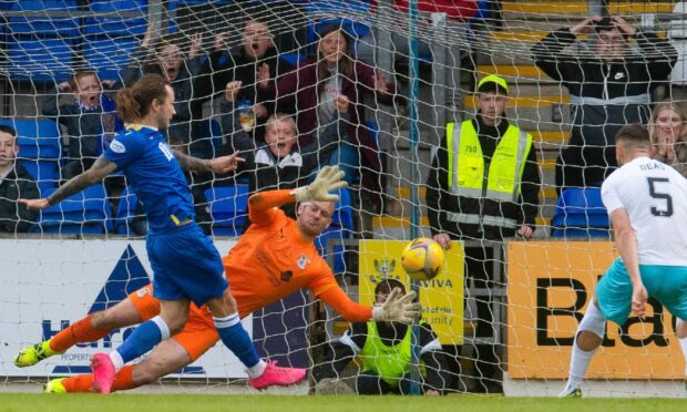 Stevie May makes it 1-0.