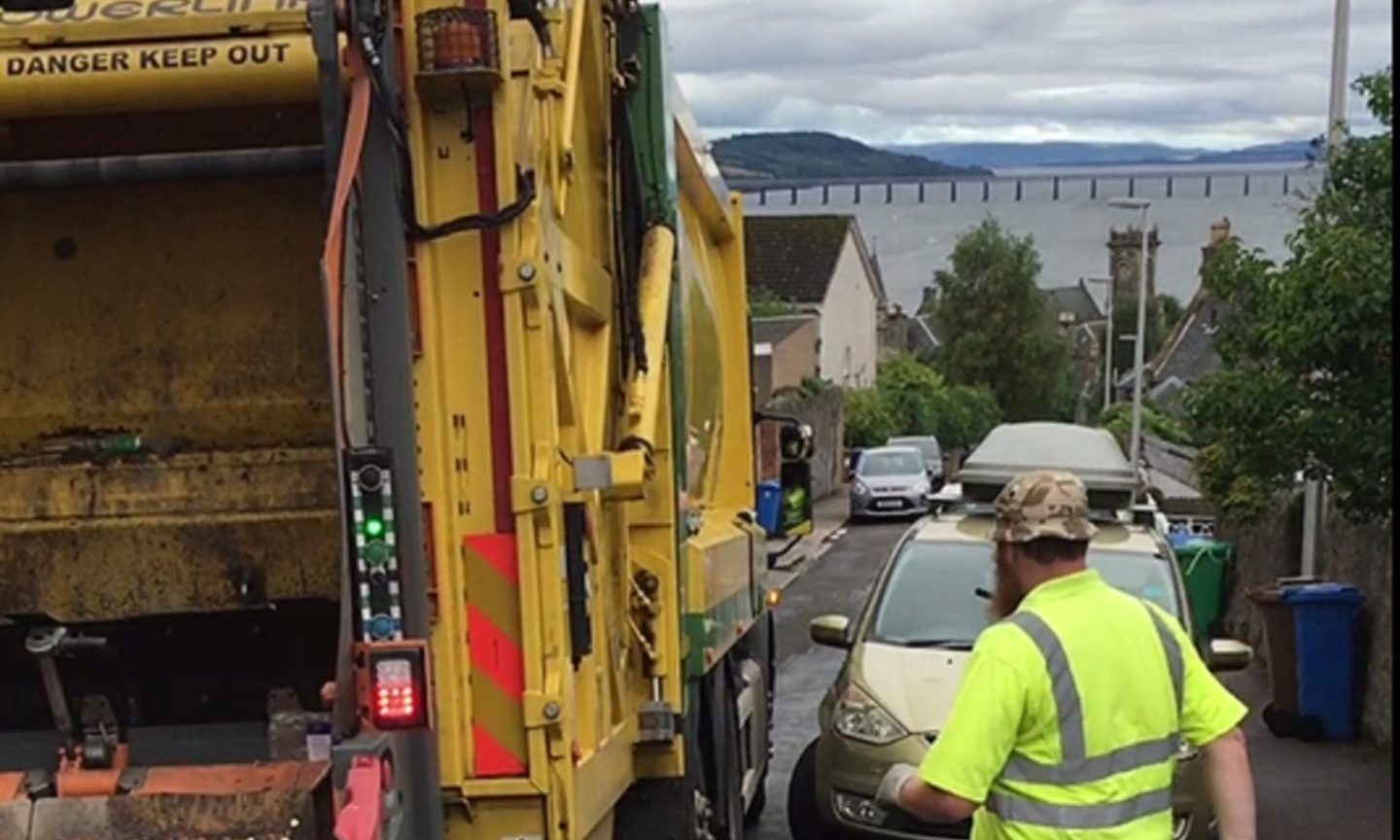 Details of Fife Christmas & New Year bin collections