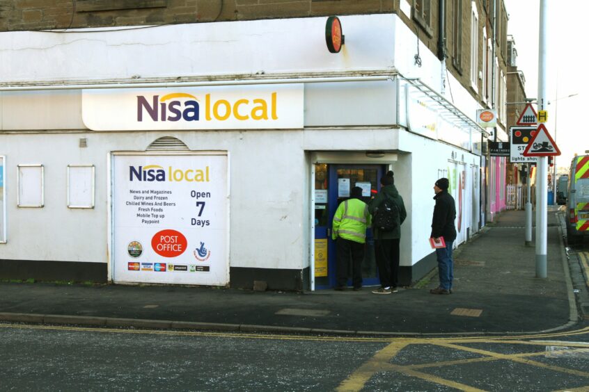 The Nisa Store in Broughty Ferry also closed suddenly.