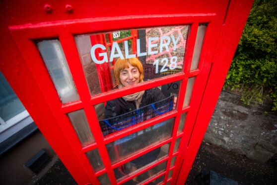 Fife artist Lada Wilson at the new Gallery 128 in Kirriemuir. Pic: Steve MacDougall/DCT Media.