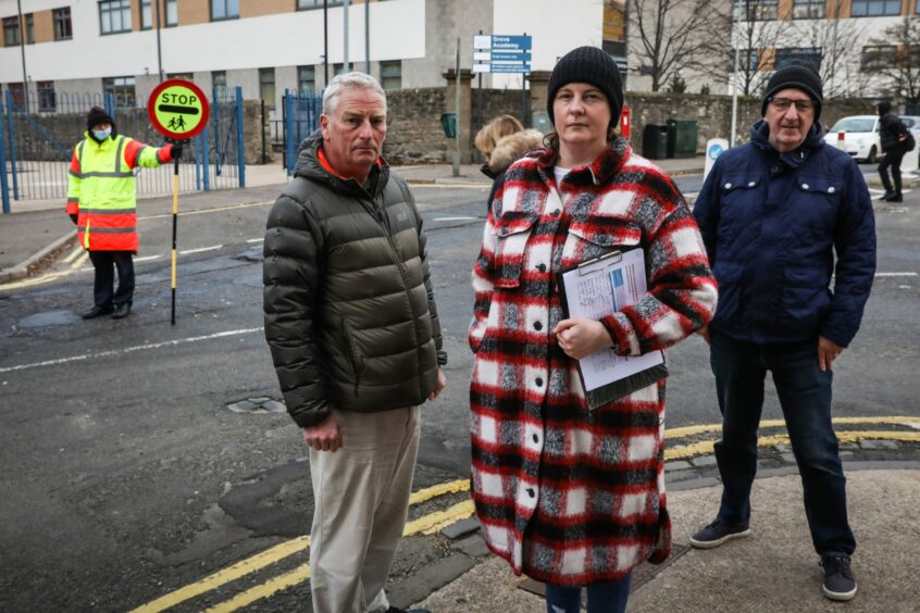 Eastern Primary School's parent council has launched a campaign encouraging locals to make use of the crossing patrol point at Church Street in a bid to save it from being decommissioned.