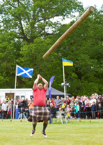 Tossing the caber