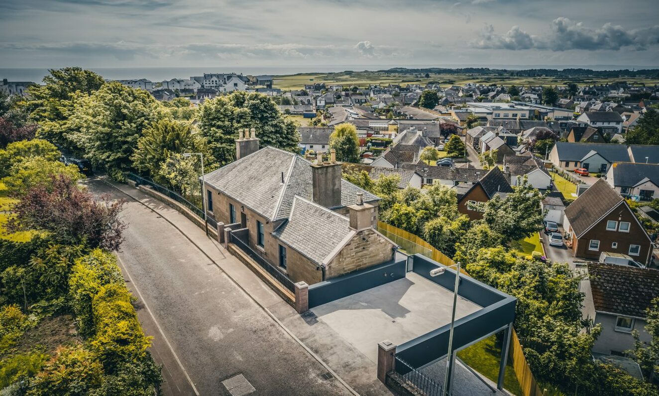 Amazing Carnoustie Terrace Road house has views from 5 metre window