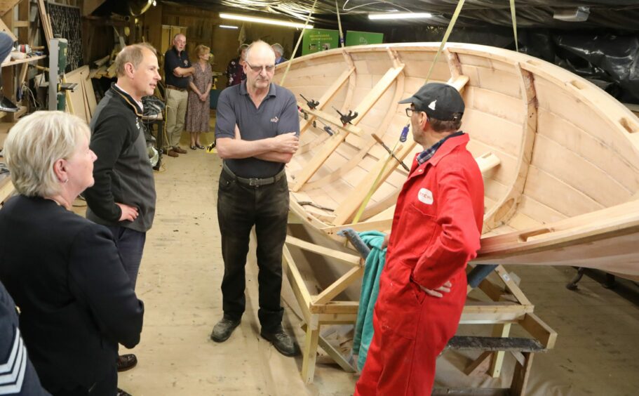 Earl of Forfar skiff project visit