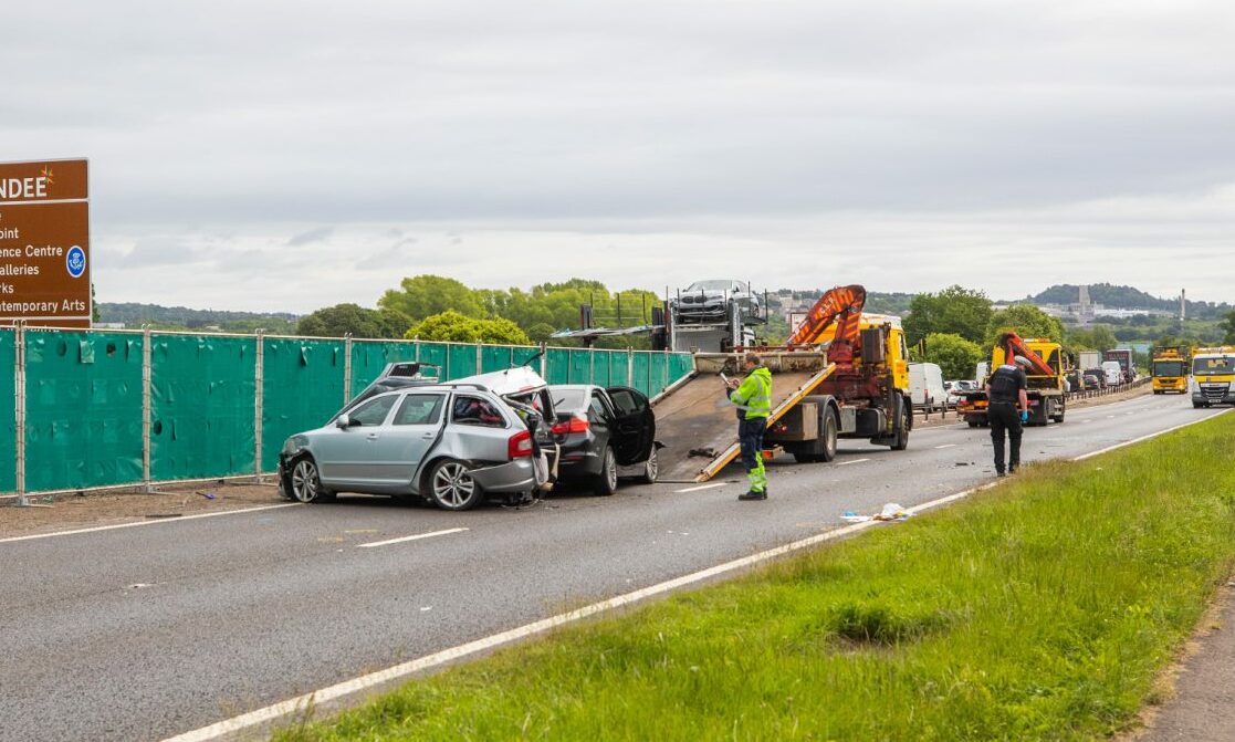 Two people in hospital as 'serious' crash shuts A90 near Dundee
