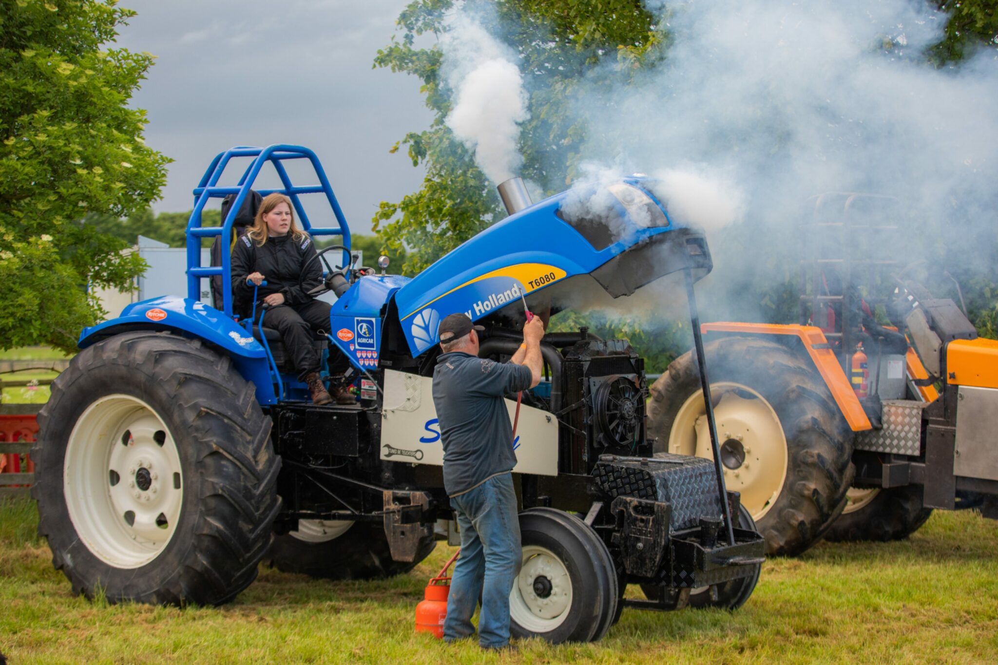 'Absolutely fearless' Angus teen Mhairi has eyes on tractor pulling prize