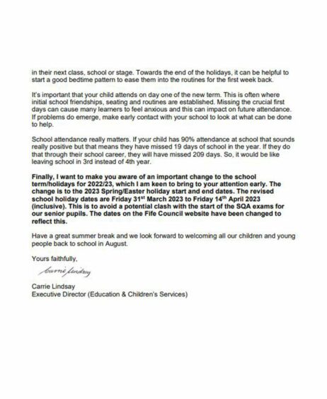 Part of the letter to parents from Carrie Lindsay which details the changes to the Easter holiday dates next year.
