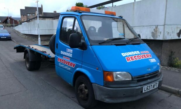 Recovery truck stolen from Kirkcaldy.