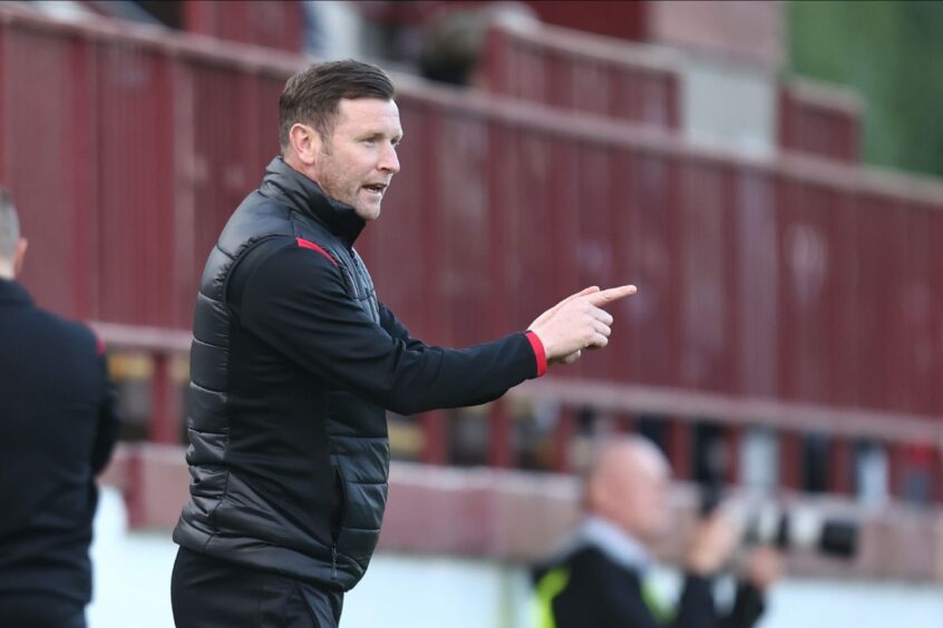 Brechin City boss Andy Kirk is determined to lead his side to glory. Image: SNS