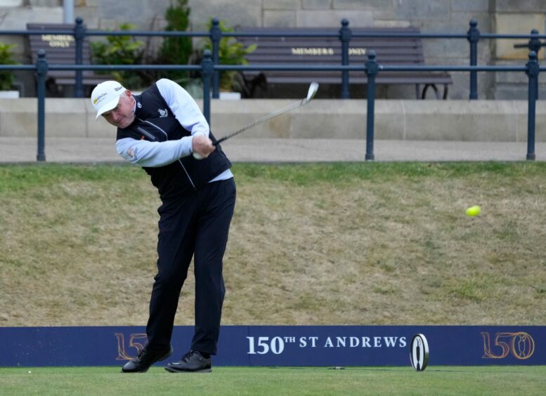 Scotland's Paul Lawrie plays opening shot in the championship. Photo: Dave Shopland/Shutterstock