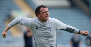 Dundee boss Gary Bowyer salutes Dens Park crowd after debut victory as he addresses link to Rangers kid Ben Williamson
