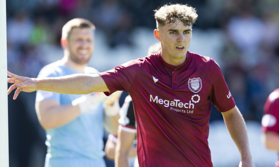 Kieran Shanks is willing to dig in to become a hit at Arbroath.