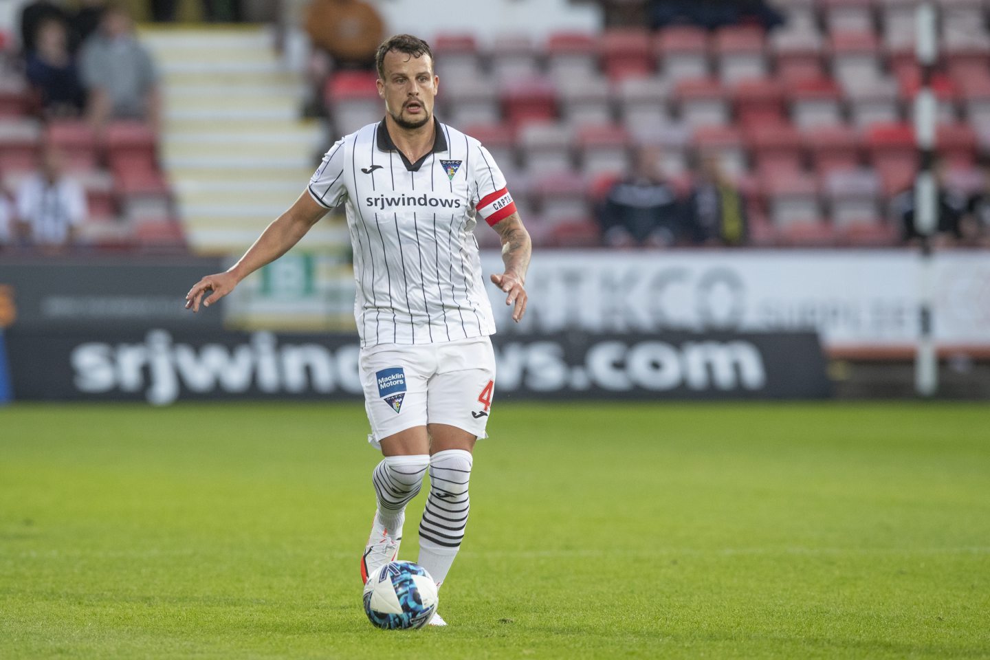 Kyle Benedictus' Dunfermline captain 'honour' but wants 11 leaders on