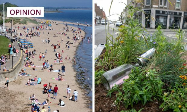 Police were called to Broughty Ferry beach after reports of a mass brawl involving more than 100 youngsters.