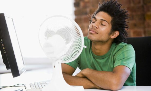 People have struggled at work in high temperatures.