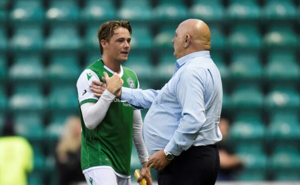 Dick Campbell has added Scott Allan to his Arbroath side.