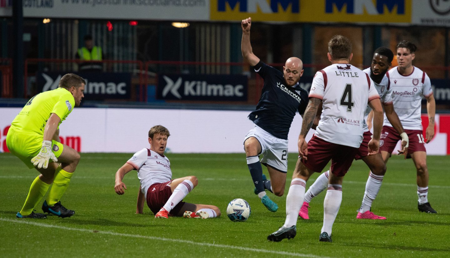 A defensive error saw Zak Rudden capitalise to make it 2-1 Dundee.