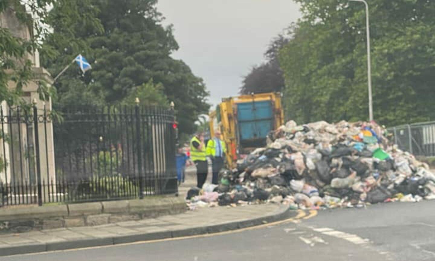 Bin lorry's load emptied outside Kirkcaldy Police station after fire