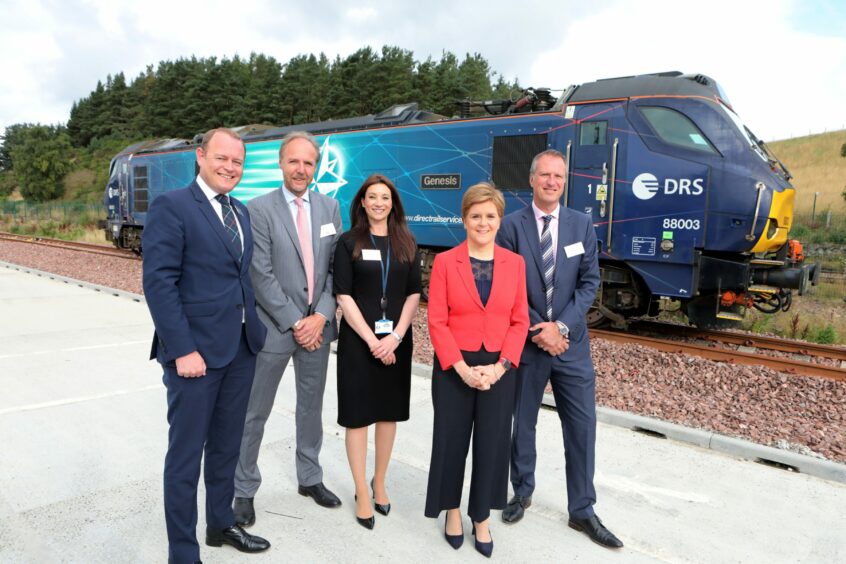 Scotland's Railway managing director Alex Hynes, Mark Steven and Morwen Mands from Highland Spring, First Minister Nicola Sturgeon and Highland Spring joint MD Simon Oldham.