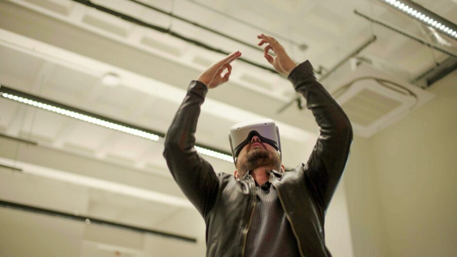 Martin Compston using VR at Abertay University