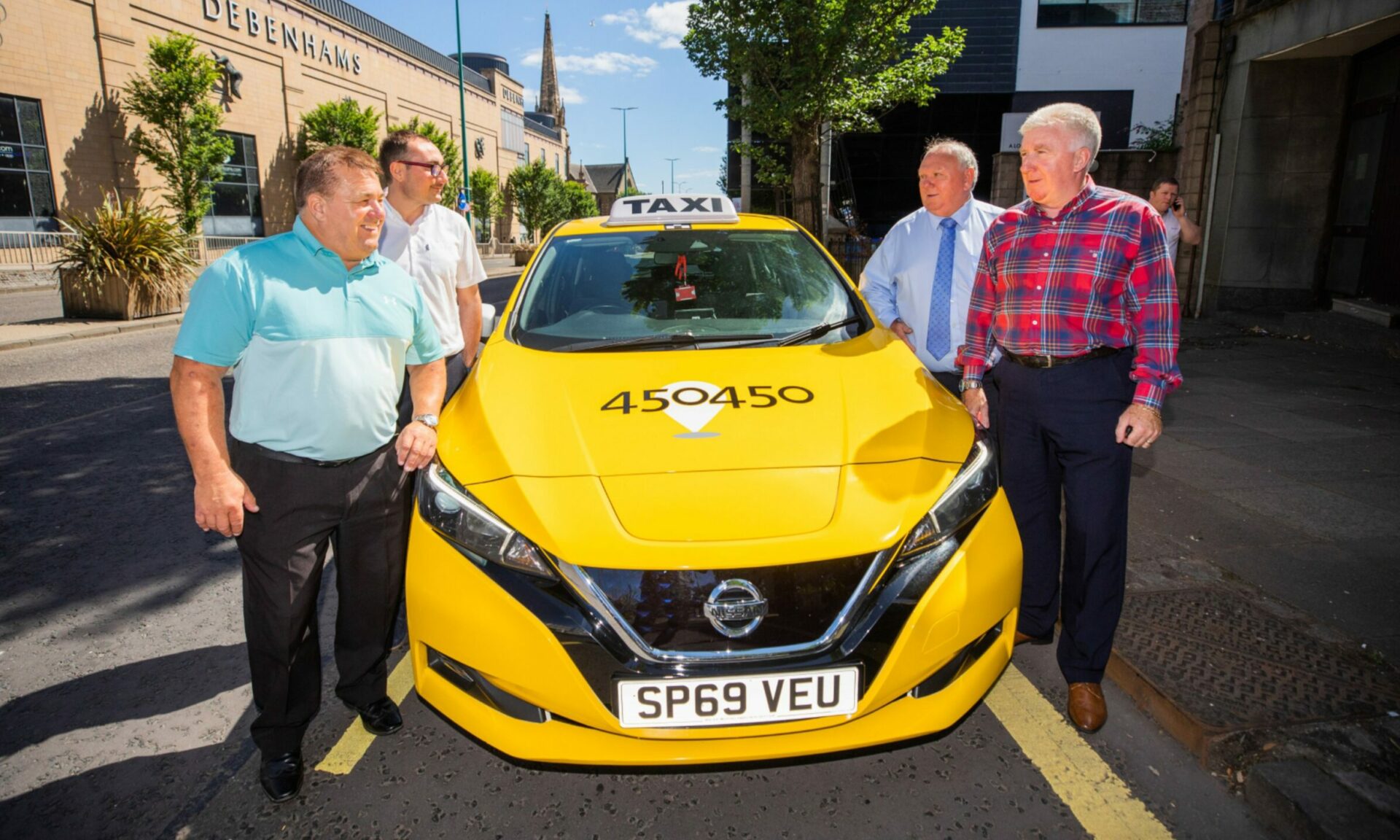 New Dundee taxi firm with 100car fleet launched following merger