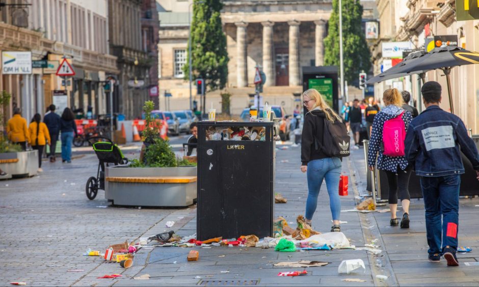 Rubbish strewn across Reform Street, Dundee.