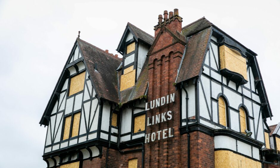 Lundin Links Hotel was boarded up