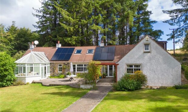 Woodend Cottage, Hazelton, Cupar.